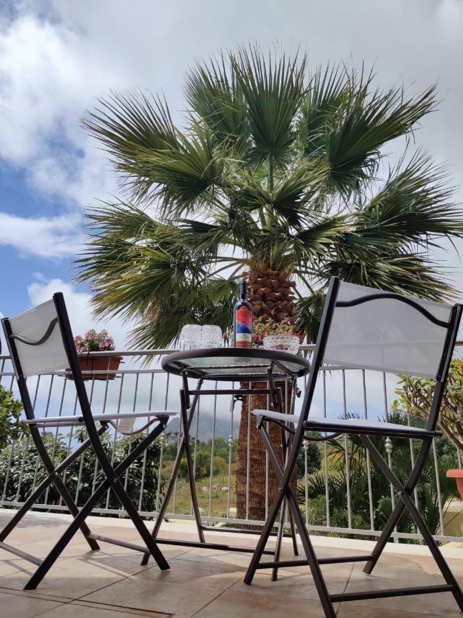 B&B Raggi di Sole Custonaci Bagian luar foto