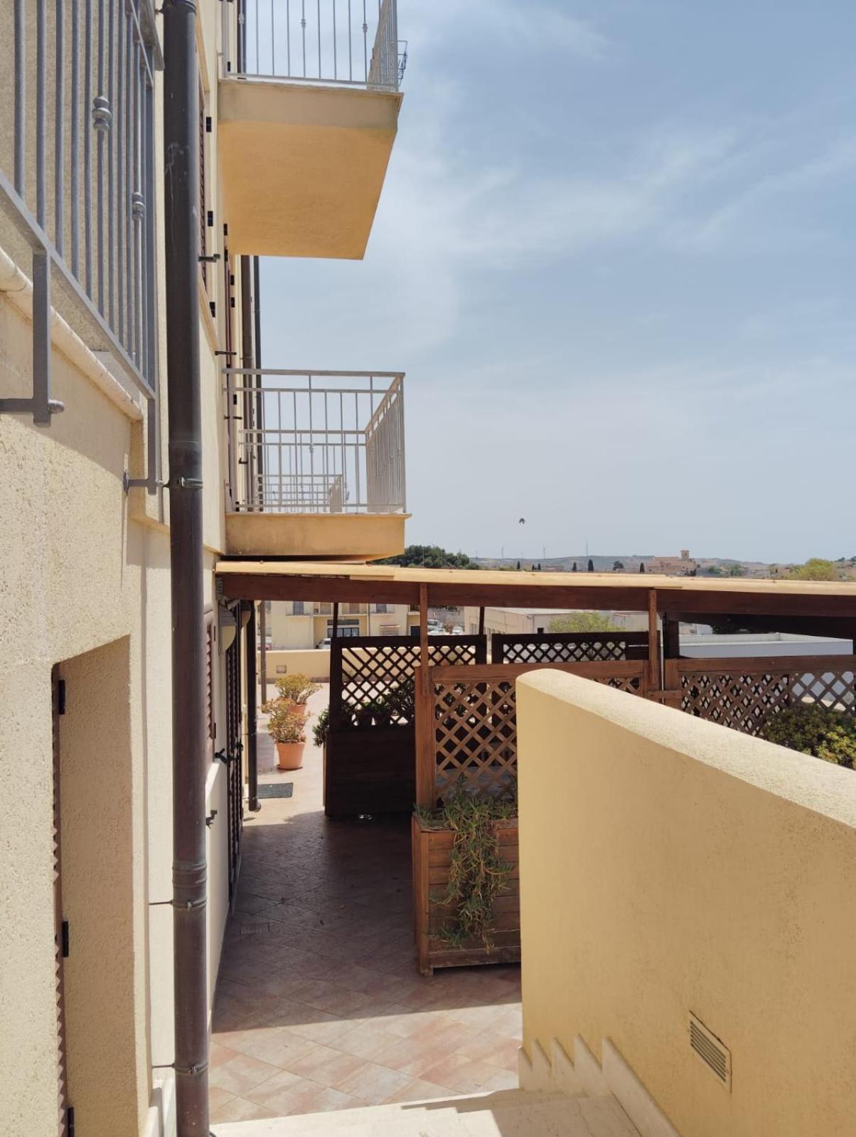 B&B Raggi di Sole Custonaci Bagian luar foto